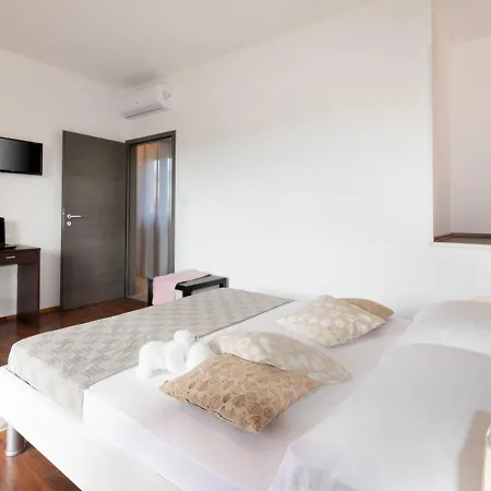 Holiday In Tinjan/istrien 38641 Tinjan